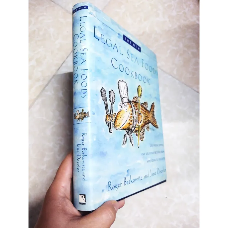 Sách ngoại văn: Legal Sea foods Cookbook 717485