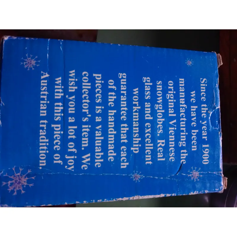 Quả cầu tuyết  1029283