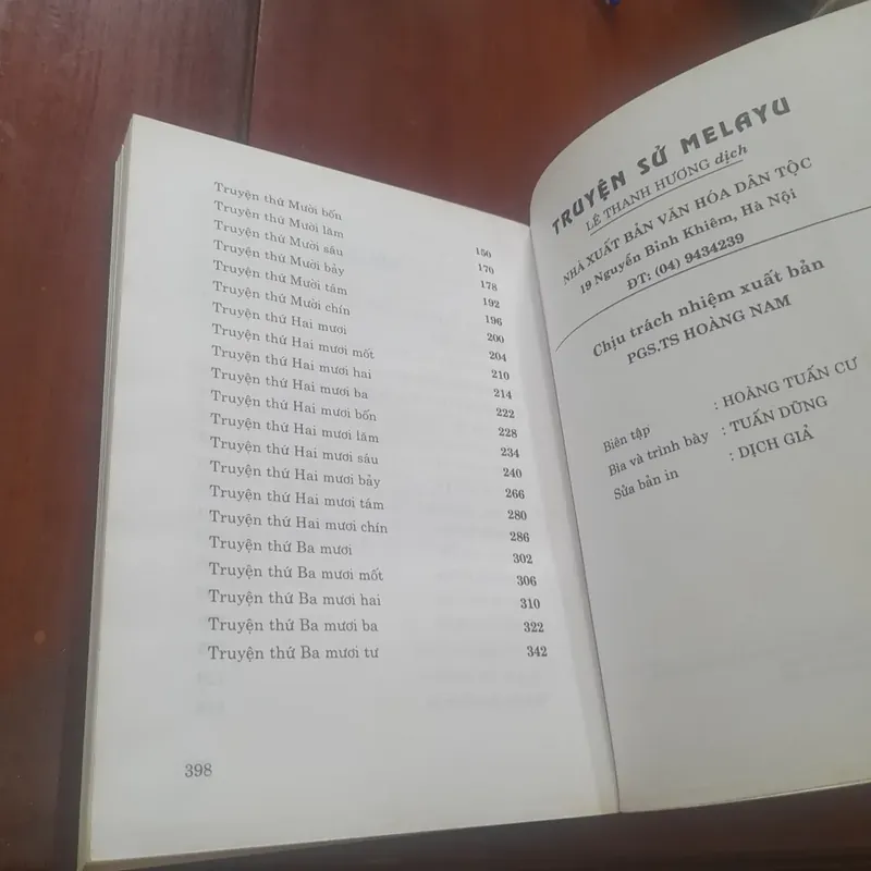 Truyện sử MELAYU 688762