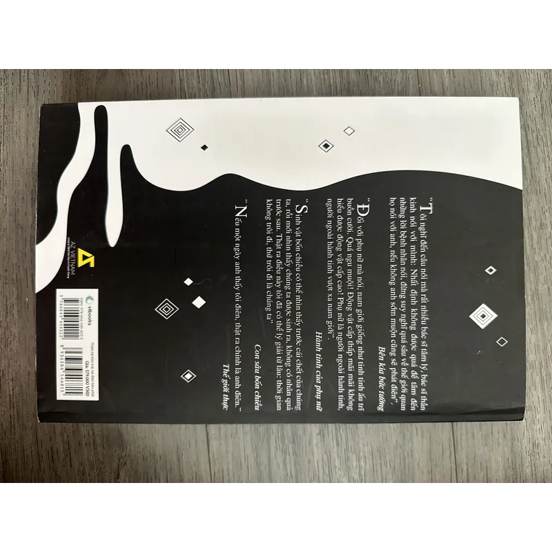 Thiên tài bên trái kẻ điên bên phải 592316