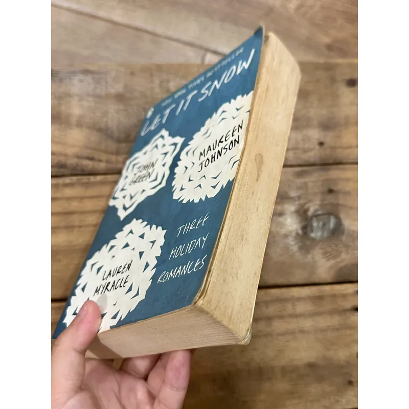 Let It Snow - John Green, Maureen Johnson, Lauren Myracle 731971