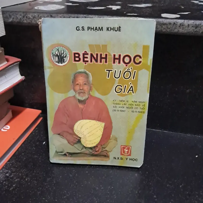 Bệnh học tuổi già  1020443