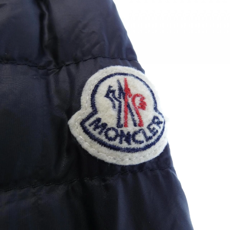 Áo khoác lông vũ MONCLER 638830