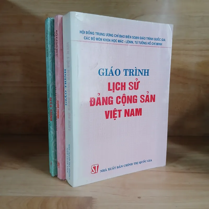 Sách Giáo Trình: LS Đảng Cộng Sản VN, Hồ Chí Minh, Mác-LêNin (3 Cuốn) 594830