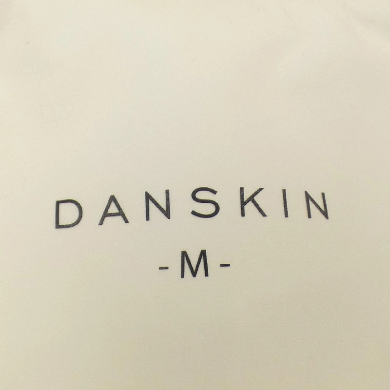 【Khuyến mãi】Áo khoác DANSKIN 632365