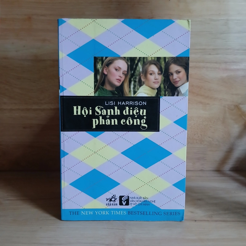 Hội Sành Điệu Phản Công - Lisi Harrison 454296
