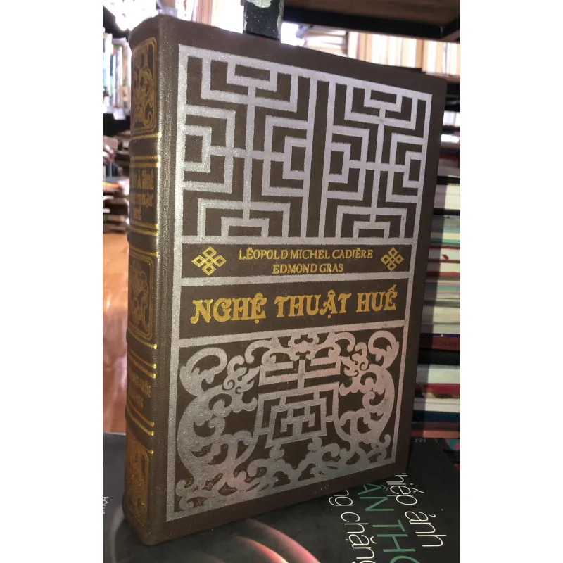 Nghệ Thuật Huế 751393