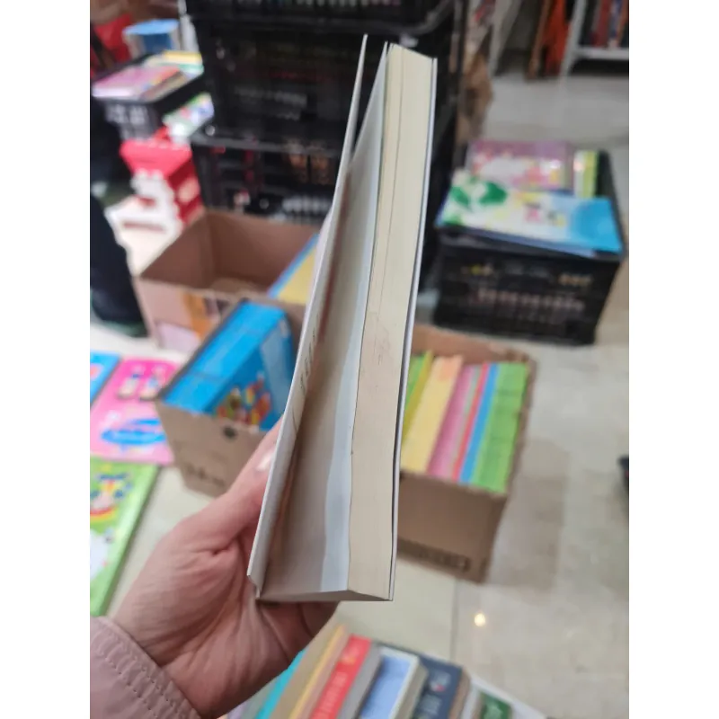 Tất cả trên một trang giấy - Asada Suguru, Mới 70% (ố, có vết ẩm đã khô) (TSTK) 792060