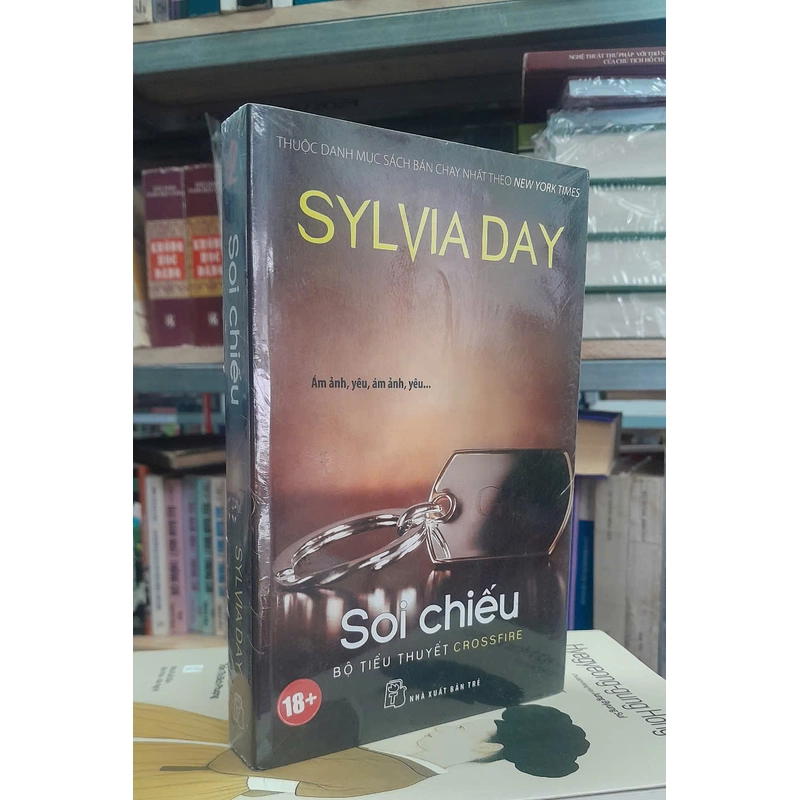 SOI CHIẾU - SYLVIA DAY 454227