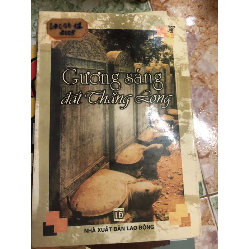 gương sáng đất thăng long 454566