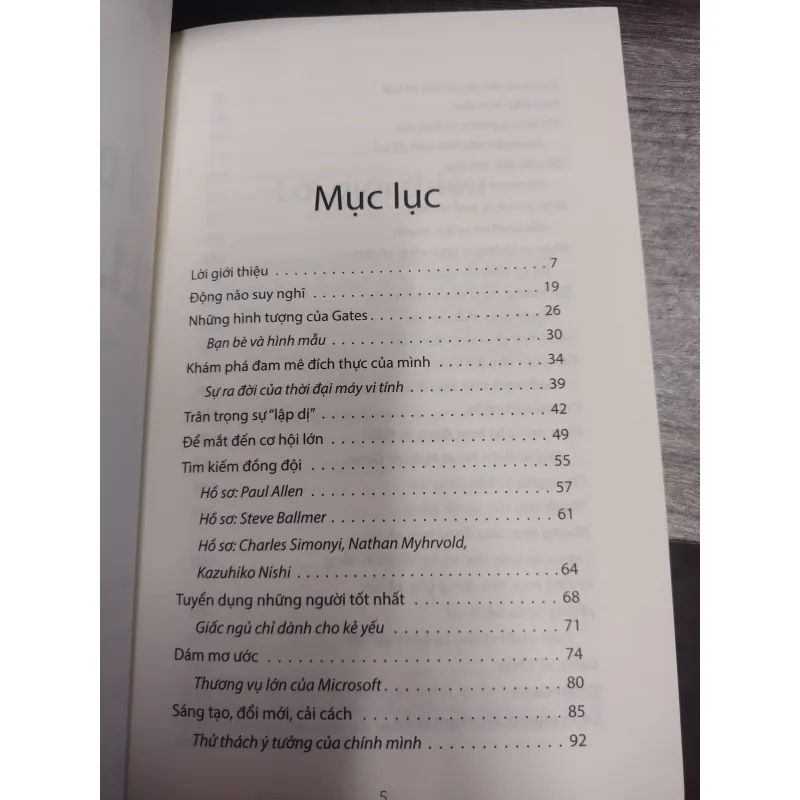 Sách: Tư duy như Bill Gates -  Daniel Smith (A2) 577487