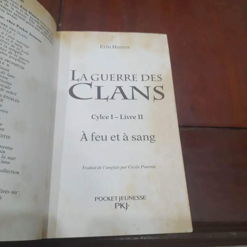 Erin Hunter - LA GUERRE DES CLANS Cycle I - Livre II À feu et à sang 792016
