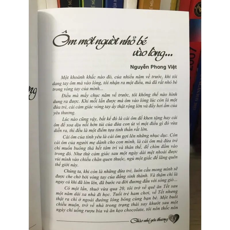 Chào nhé yêu thương - Tuyển tập tản văn 706325