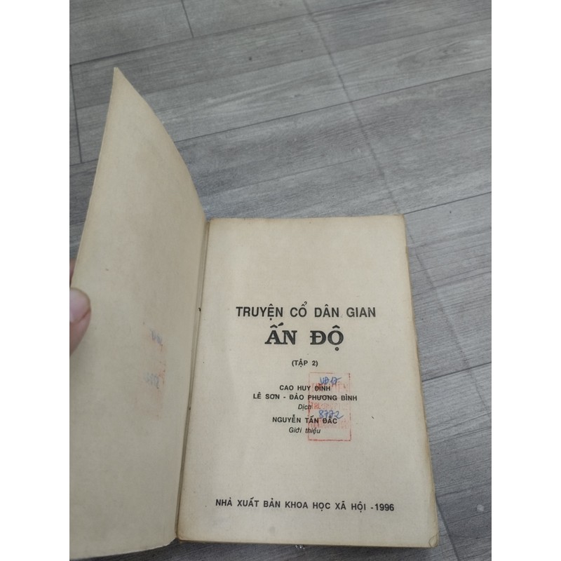 Truyện Cổ Dân Gian Ấn Độ

Dịch giả: Cao Huy Đỉnh
NXB: Khoa Học Xã Hội
Phát hành: 1996 189478