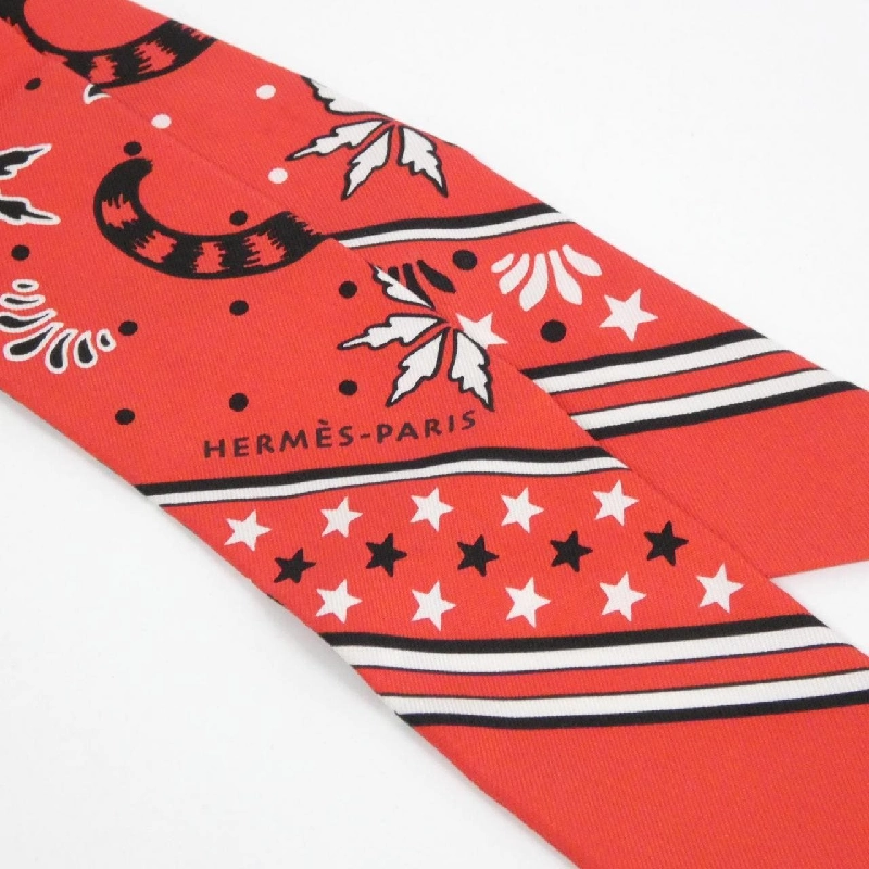 Khăn quàng cổ LES LEOPARDS của Hermès 062953S 623515
