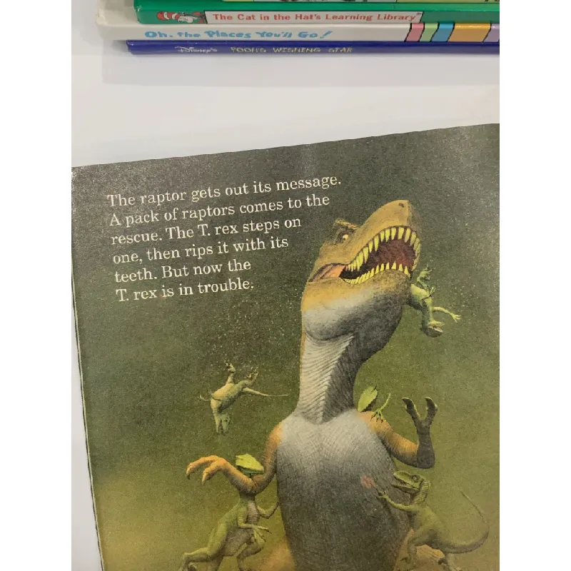 Tyrannosaurus Rex vs. Velociraptor – Jerry Pallotta 559527