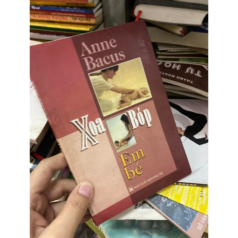 Sách Xoa bóp em bé  - Anne Bacus 309773