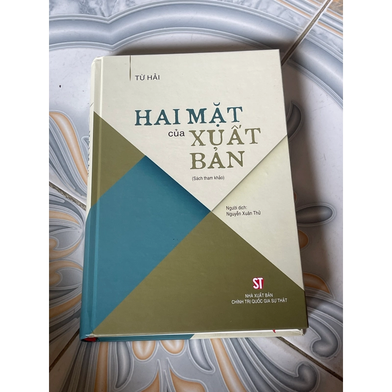 Hai mặt của xuất bản  550580