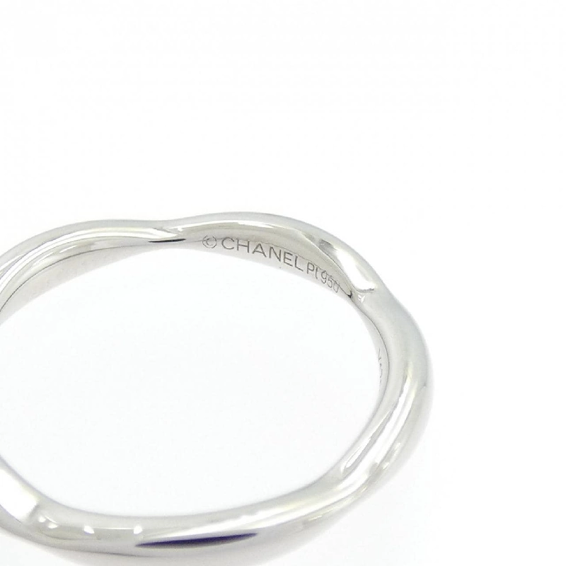 Nhẫn Hàng hiệu Authentic Chanel Camellia Half Eternity 838575