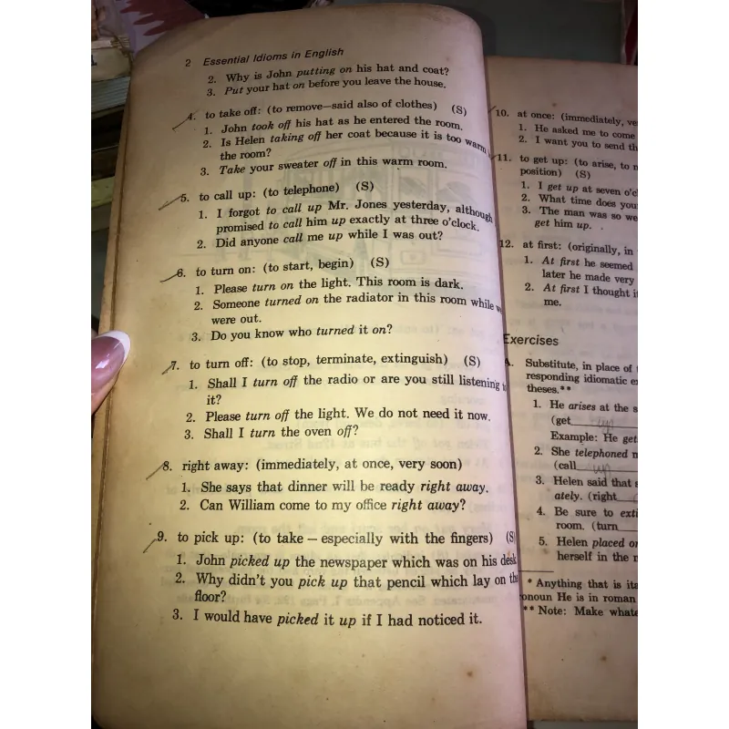 Essential idioms in english - Robert J.Dixon 1002963