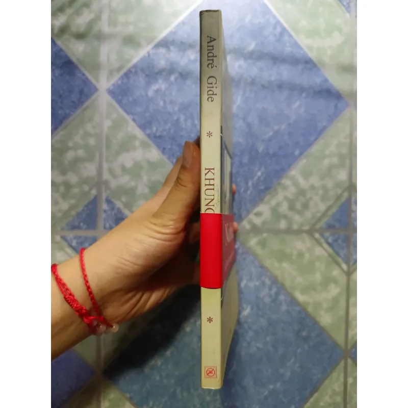 Khung cửa hẹp - André Gide 1006269