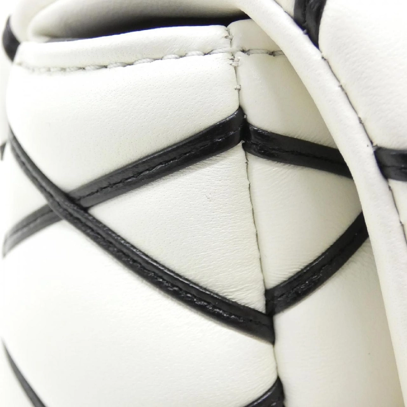 Túi đeo vai Louis Vuitton GO-14 MM M22890 609306