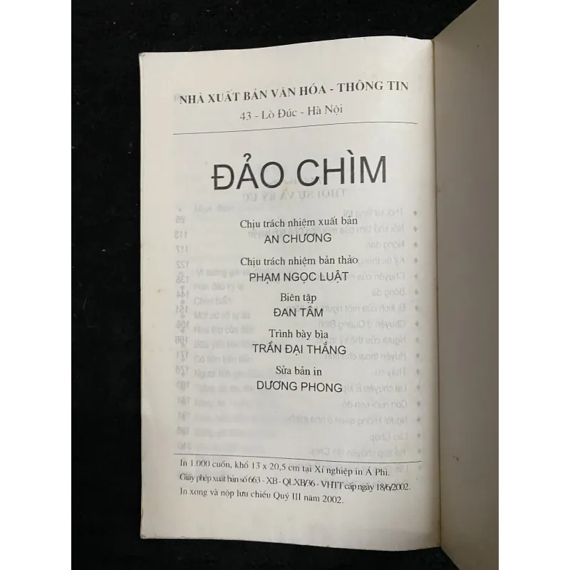 Đảo Chìm- Trần Đăng Khoa 1000089