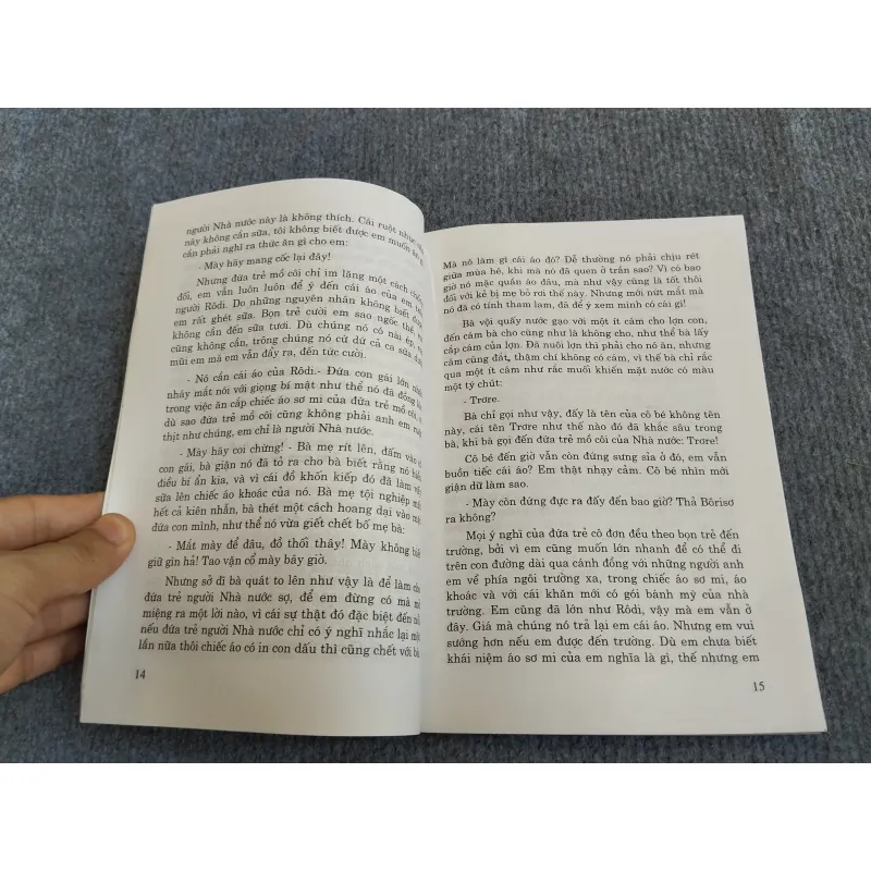 ĐỨA TRẺ MỒ CÔI - MÓRICZ ZSIGMOND 574299