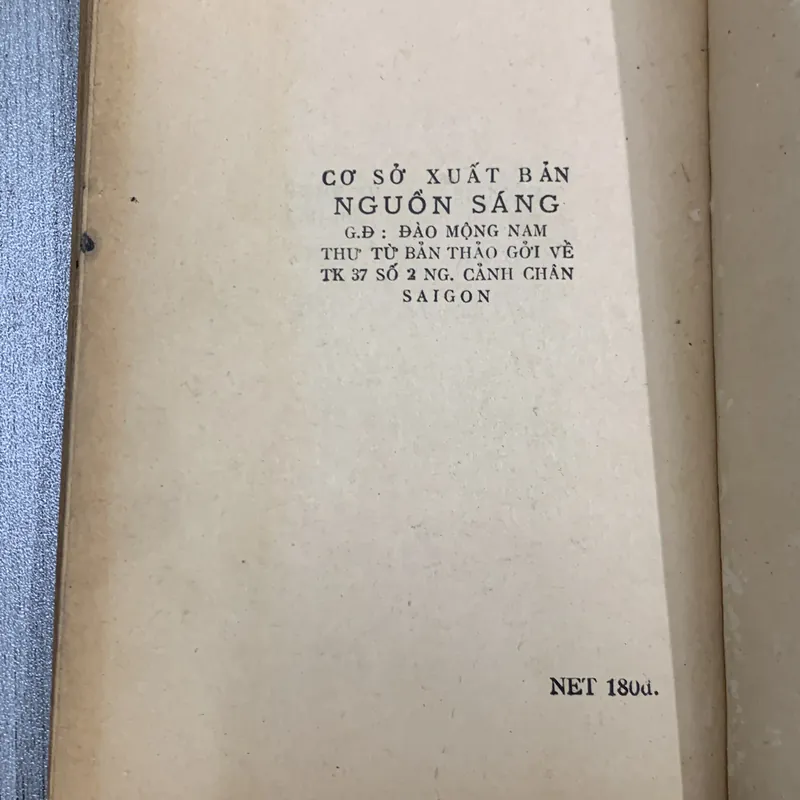 Lạc thư minh triết - kim định. 6a2.  717843