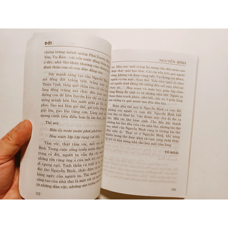 Nguyễn Bính Thơ Và Đời

 444505