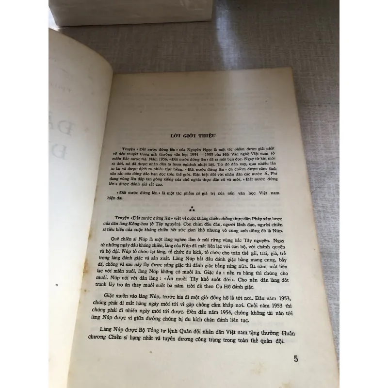 Đất nước đứng lên 782843