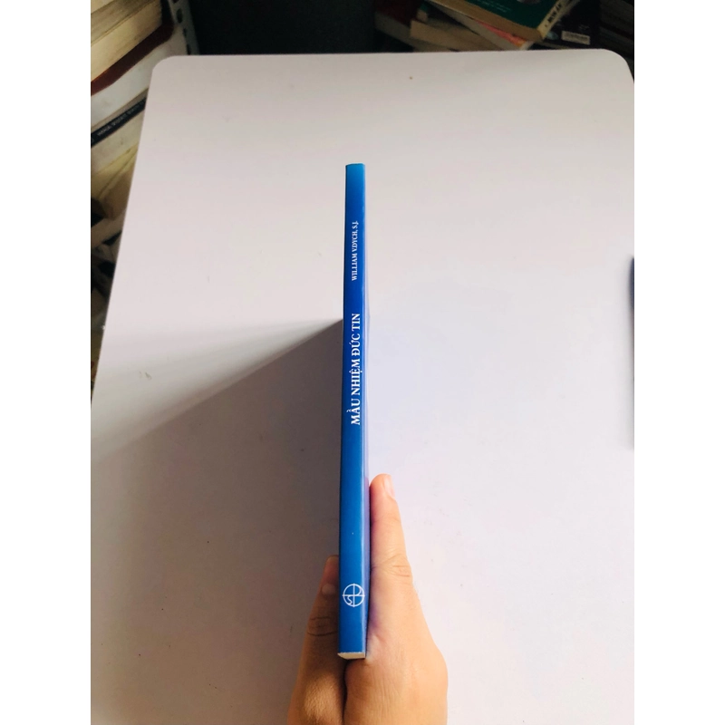 MẦU NHIỆM ĐỨC TIN 530568