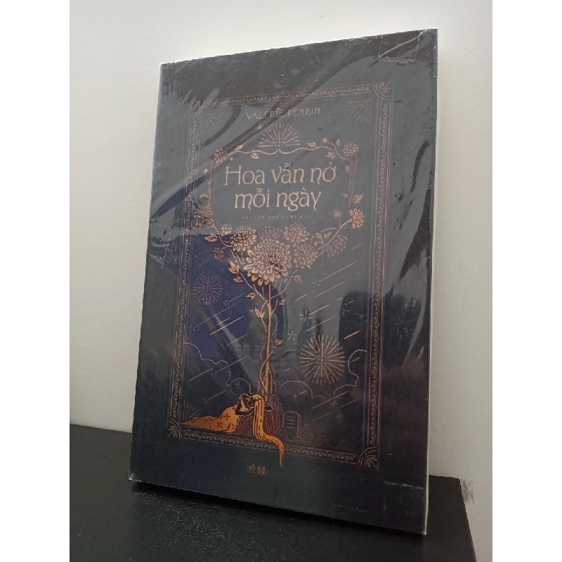 Hoa Vẫn Nở Mỗi Ngày - Valérie Perrin New 100% HCM.ASB0903 911316