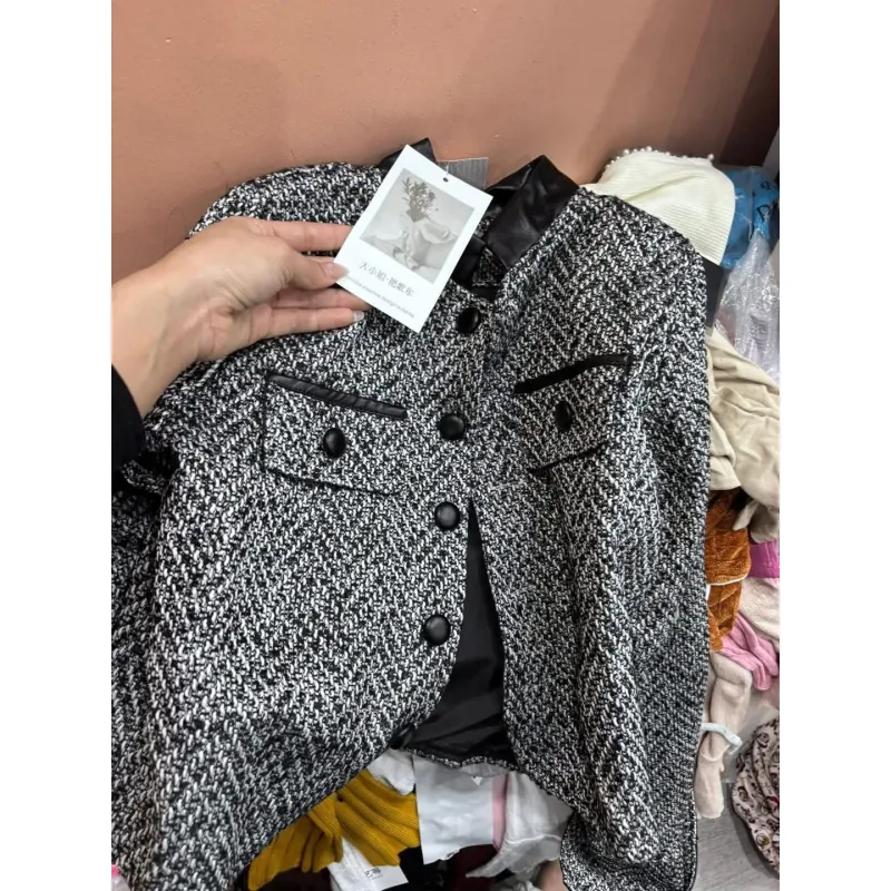 Áo dạ phối cúc da size M 1026157