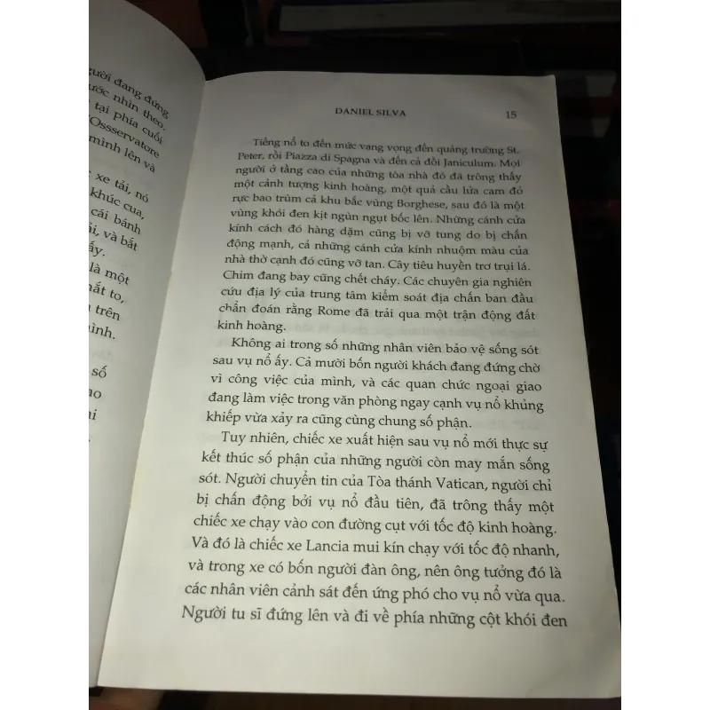 Hoả thần - Daniel Silva 993811