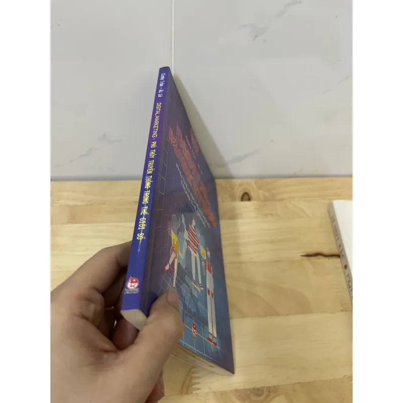 Phù thuỷ truyền thông trong thế giới số 753125