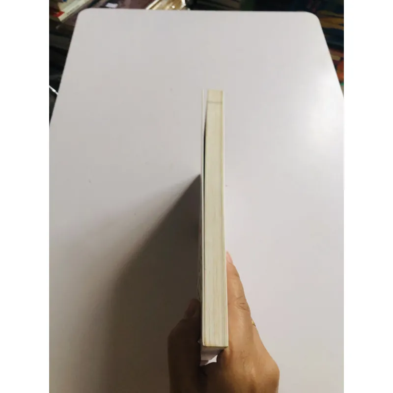 PHỤ NỮ THÔNG MINH KHÔNG Ở GÓC VĂN PHÒNG  776994