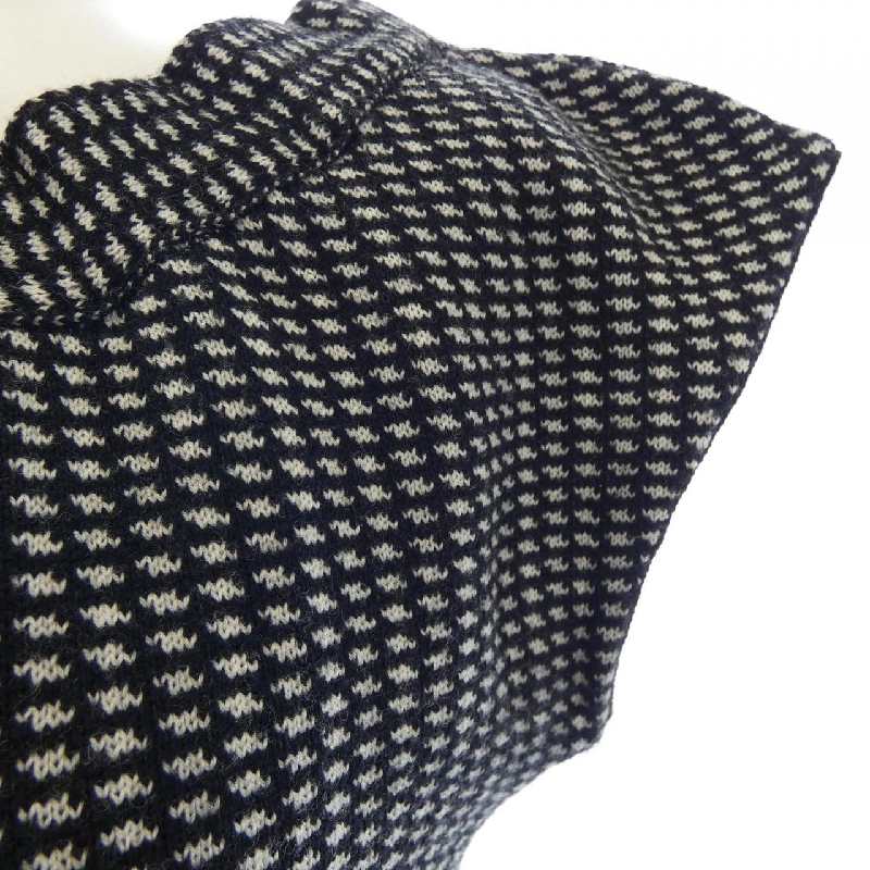 クリスチャンディオール CHRISTIAN DIOR 9A24528AM512 ニット 626932