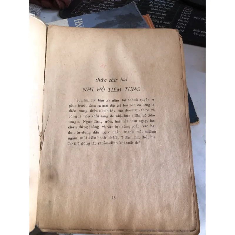 Thiết tuyến quyền - Trần Tuấn Kiệt biên soạn 1003258