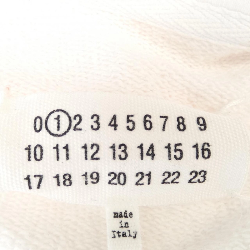 【Khuyến mãi】Áo khoác Maison Margiela 643098