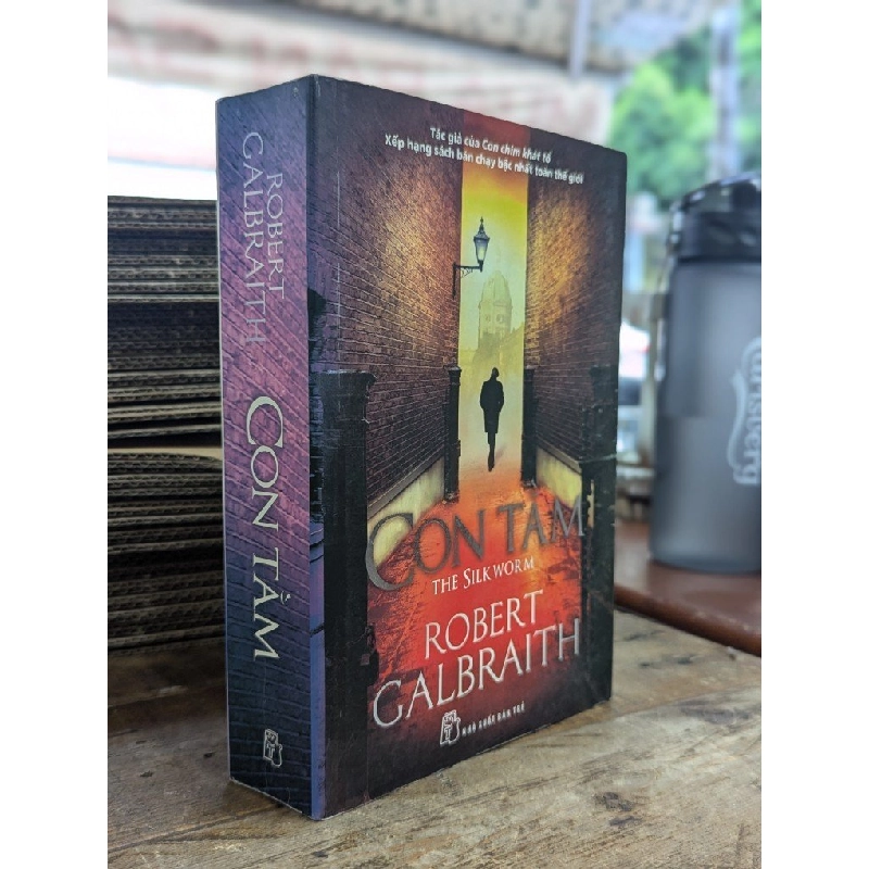 Con tằm - Robert Galbraith 272812