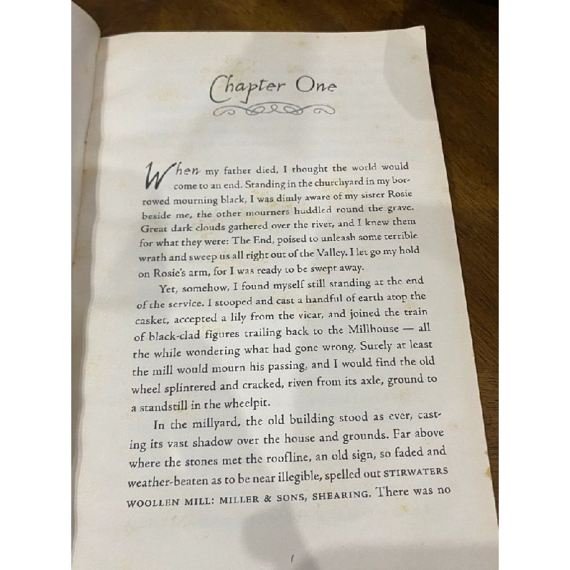A Curse Dark as Gold - Elizabeth C. Bunce 505447