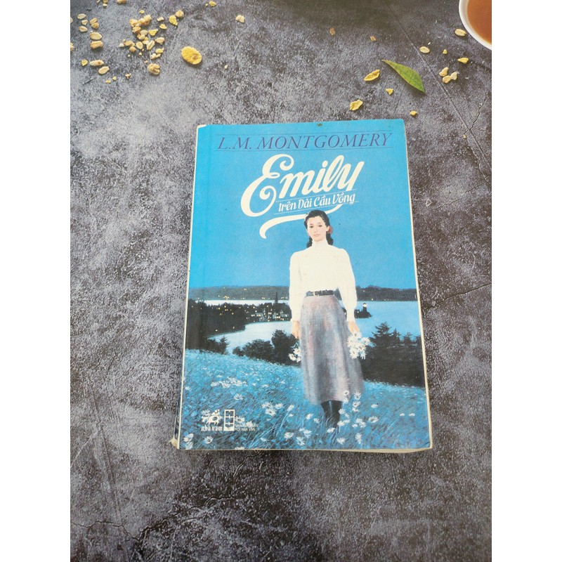 Emily Trên Dải Cầu Vồng 173130