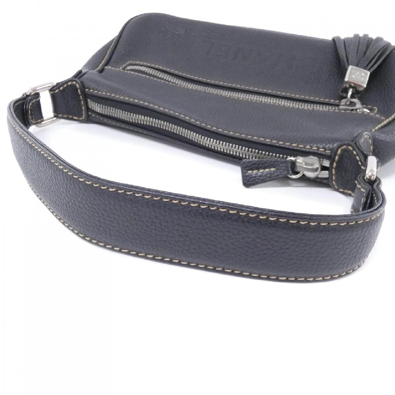 【Vintage】Túi xách chéo Chanel 23053 613094