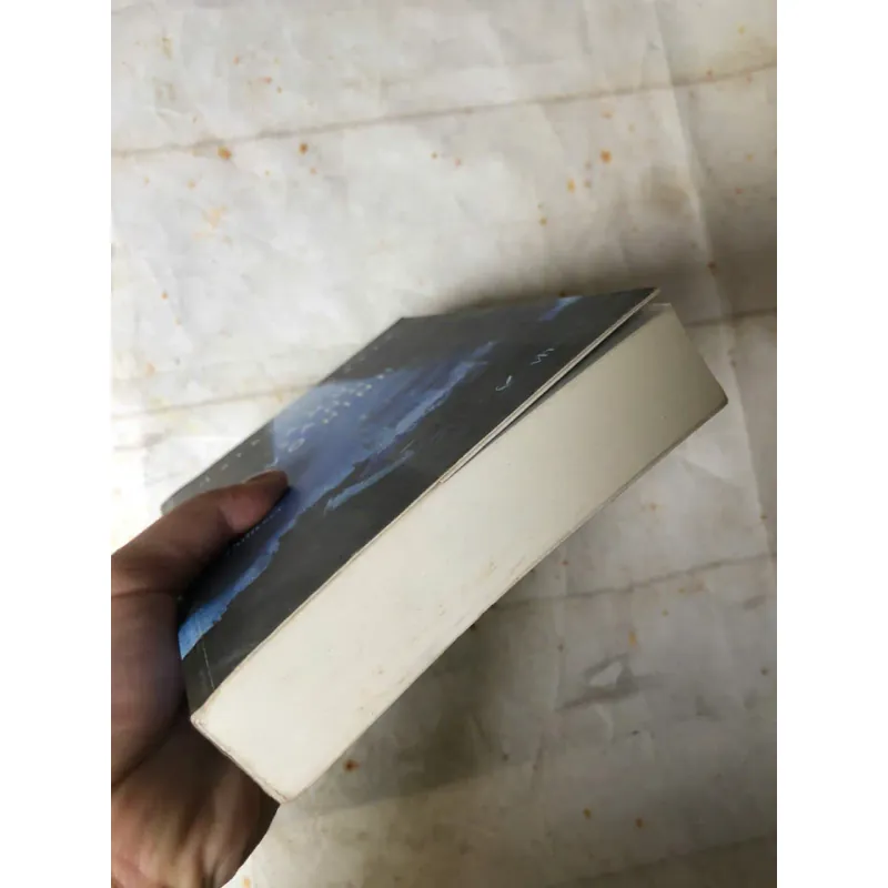 Ánh Sáng Vô Hình - Anthony Doerr 752851