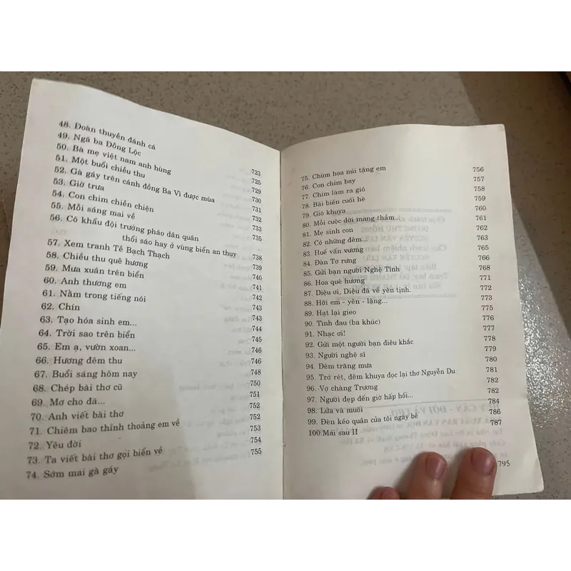 Huy Cận – Thơ và Đời 590414