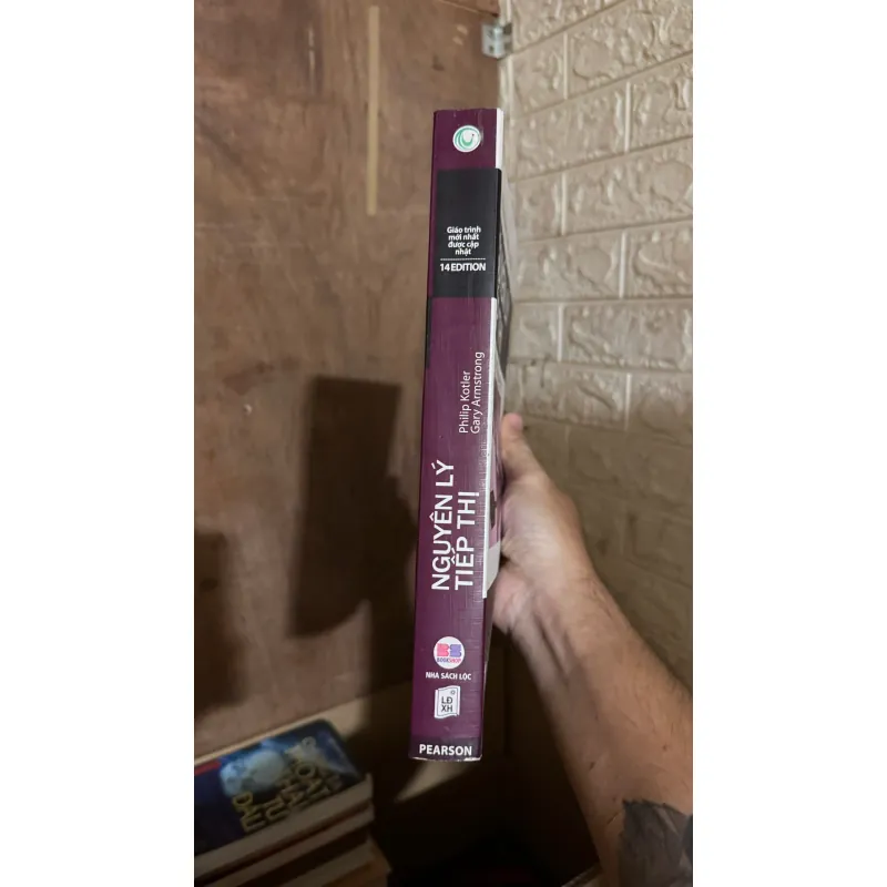 Nguyên lý tiếp thị - Sách to và in màu đẹp - Bìa mềm - TH1 721126