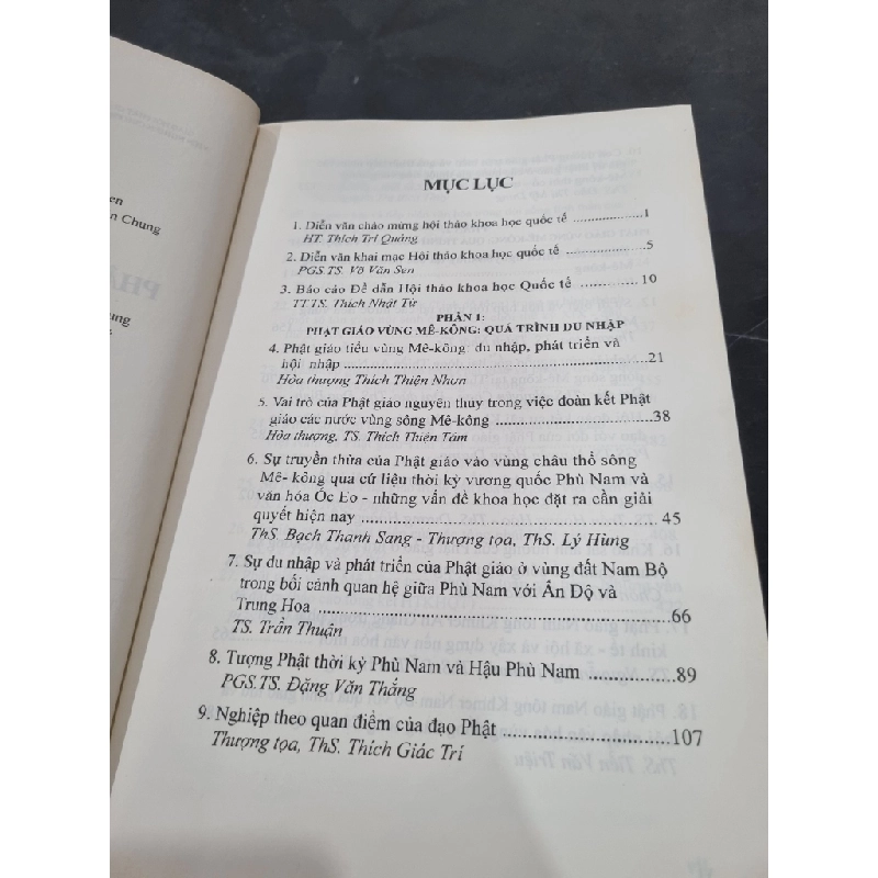 Phật giáo VÙNG MÊ-KÔNG (TẬP I, II & III) - Trương Văn Chung, Nguyễn Công Lý, Thích Nhật Từ, Thích Bửu Chánh 136620
