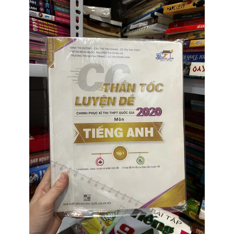 8 cuốn học ôn luyện cấp 2, văn và anh 751132