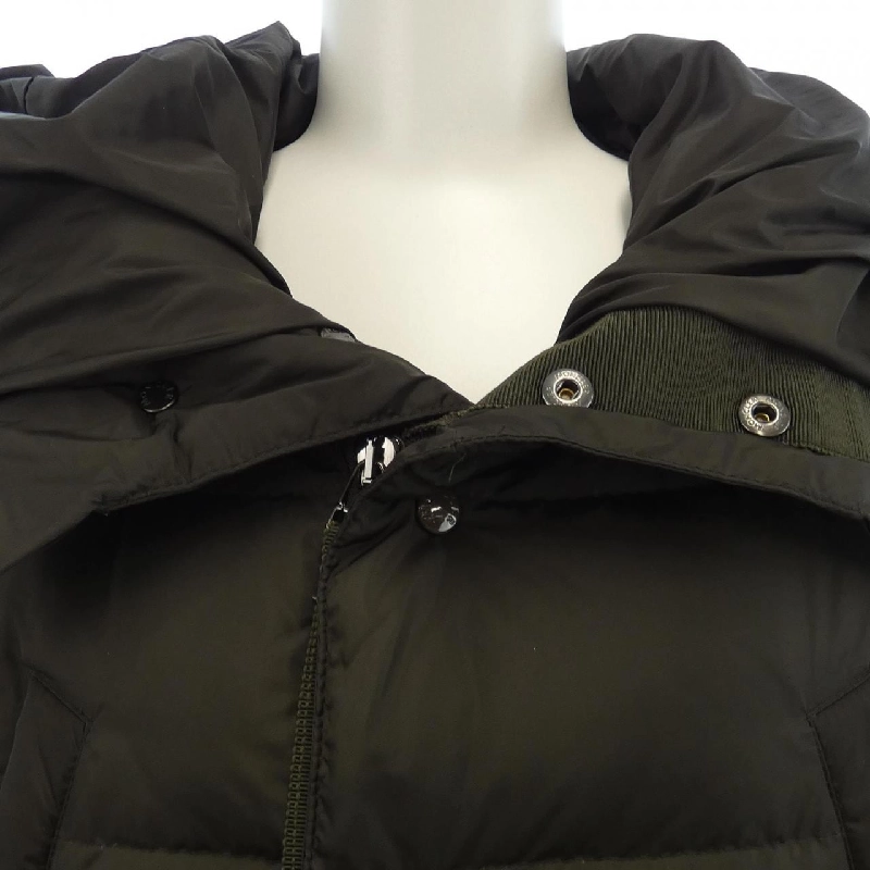 Áo khoác lông vũ MONCLER SERRE 628190